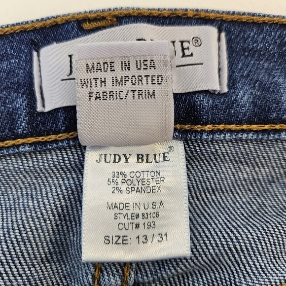 Judy Blue Raw Hem Cuffed Jeans 13/31 - Picture 6 of 10